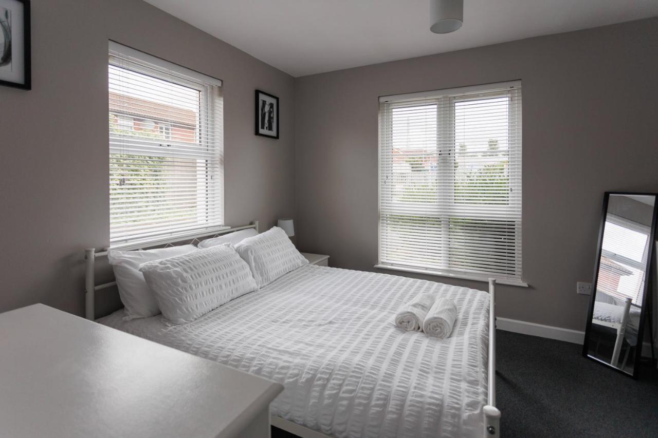2 Bedroom Ground Floor Apartment Belfast Bagian luar foto