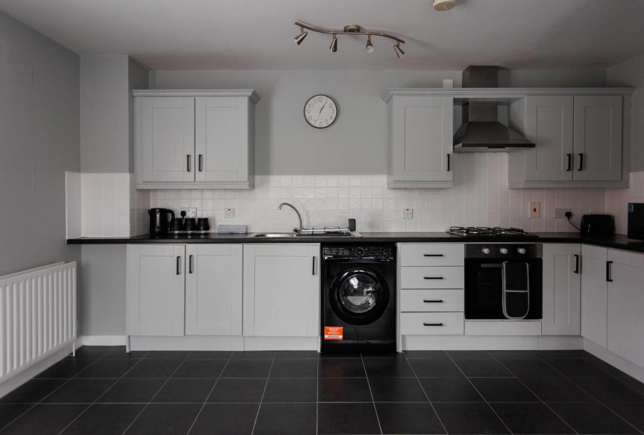 2 Bedroom Ground Floor Apartment Belfast Bagian luar foto